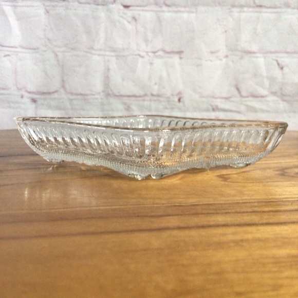 Vintage Indiana Glass Tiara Diamond Dishes - Set of 2 - Picture 5 of 8